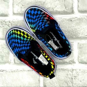 TOMMY BAHAMA Boys Geo Slip On Sneaker